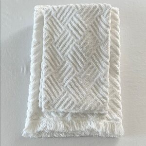 Vintage Utica White Cotton Towel Set Textured Diamond Weave Fringed made in usa